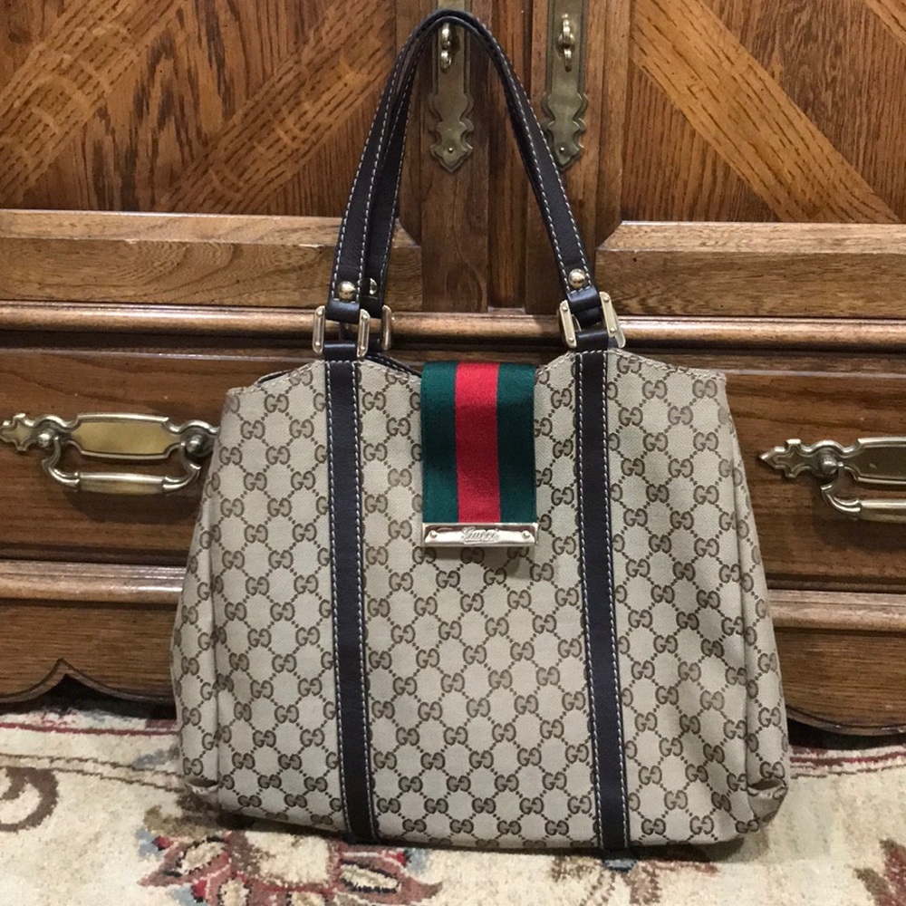 100% Authentic Gucci Purse